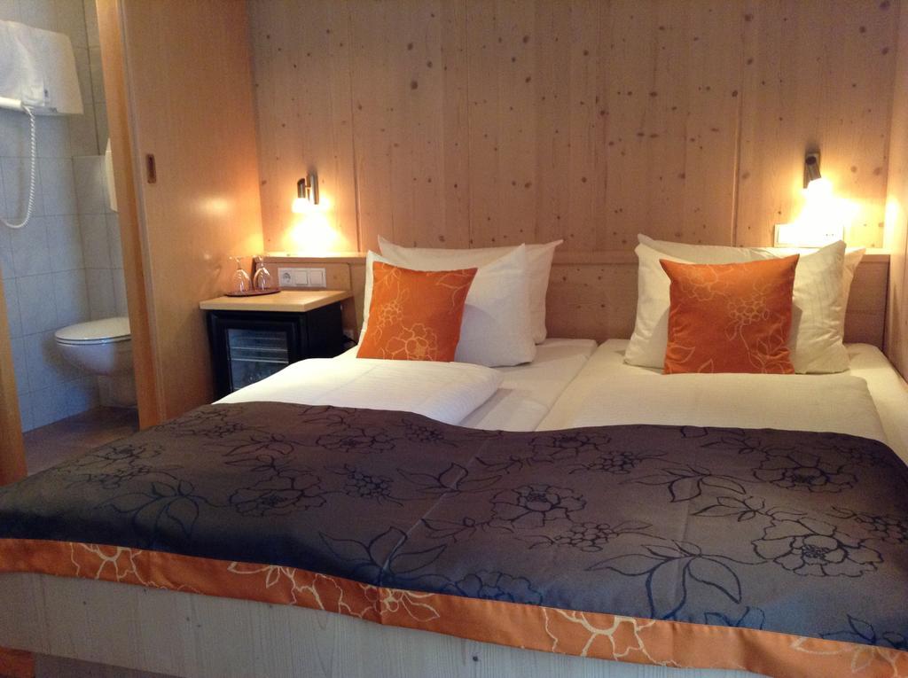 Living Max Hotel Zell am See Eksteriør bilde